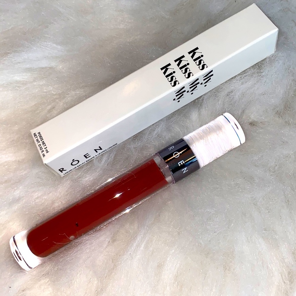 Roen Liquid Lip Balm brand New in Charlie